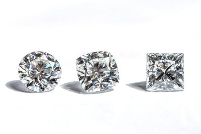 Cushion Cut Vs Round Cut Diamonds: Which Is The Better Choice For You?
