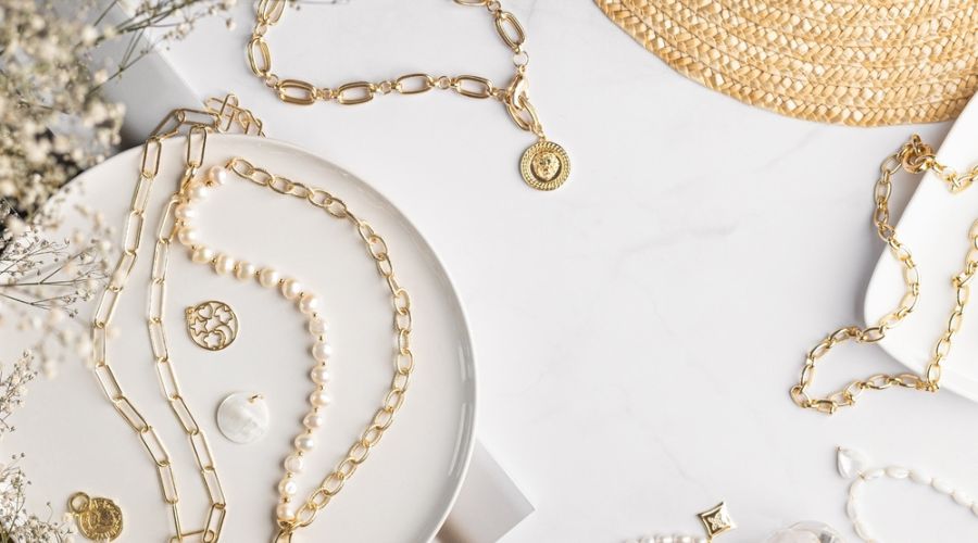 How To Clean a Gold Chain: Cleaning Options That Work Every Time - Lexie Jordan Jewelry