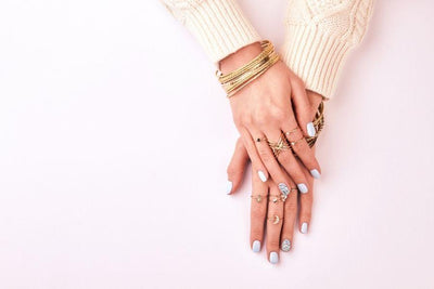 How To Wear Rings: How Many To Wear, What Fingers & More (Ultimate Guide)