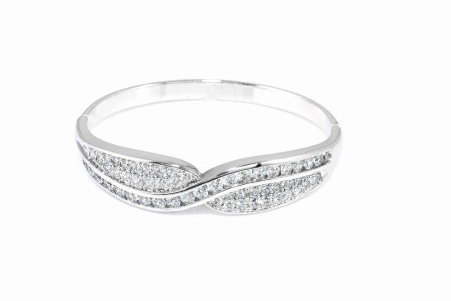 What is Rhodium Plating? Here's Everything You Need To Know! - Lexie Jordan Jewelry