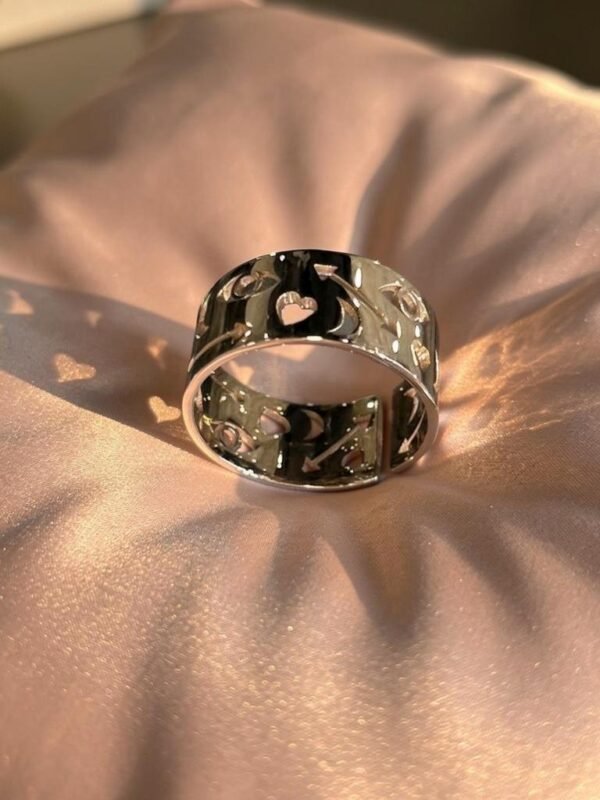 I love you to the moon and back band